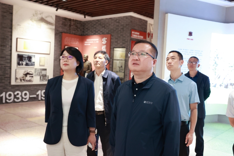 SQ3A1111_看图王