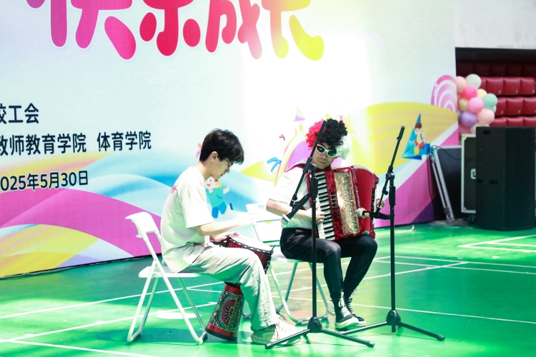 才艺表演 (4)