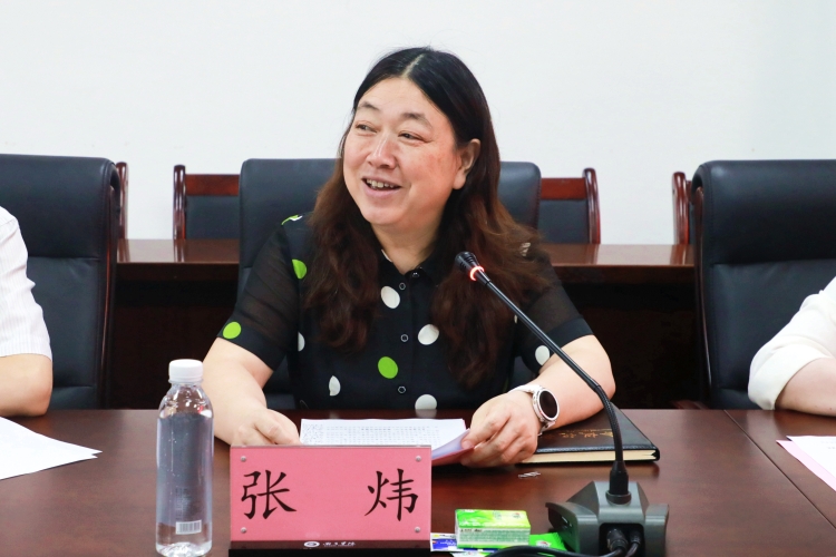 张炜 (2)